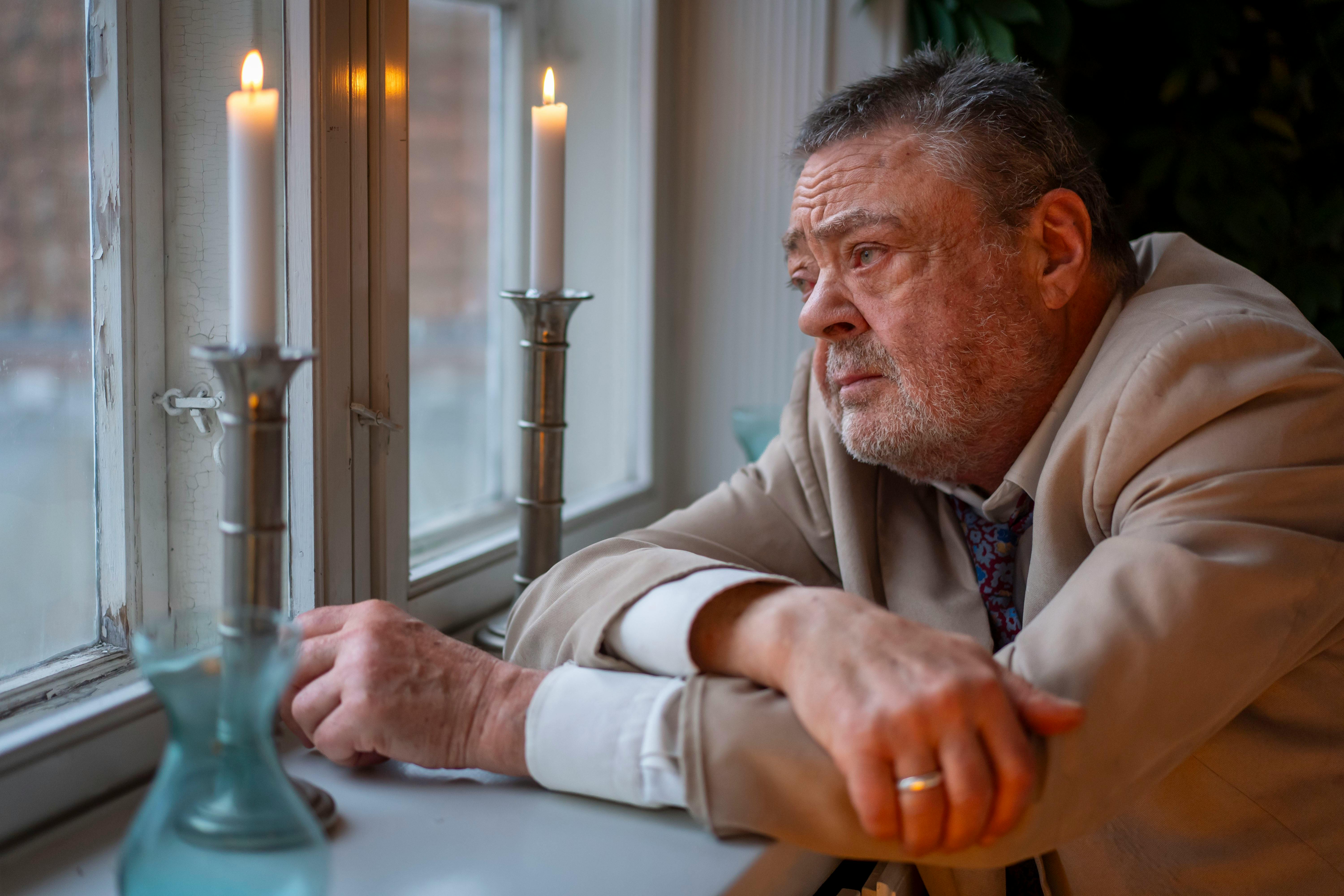 Tommy Kenter skal lære at leve med sorgen efter sin datter.