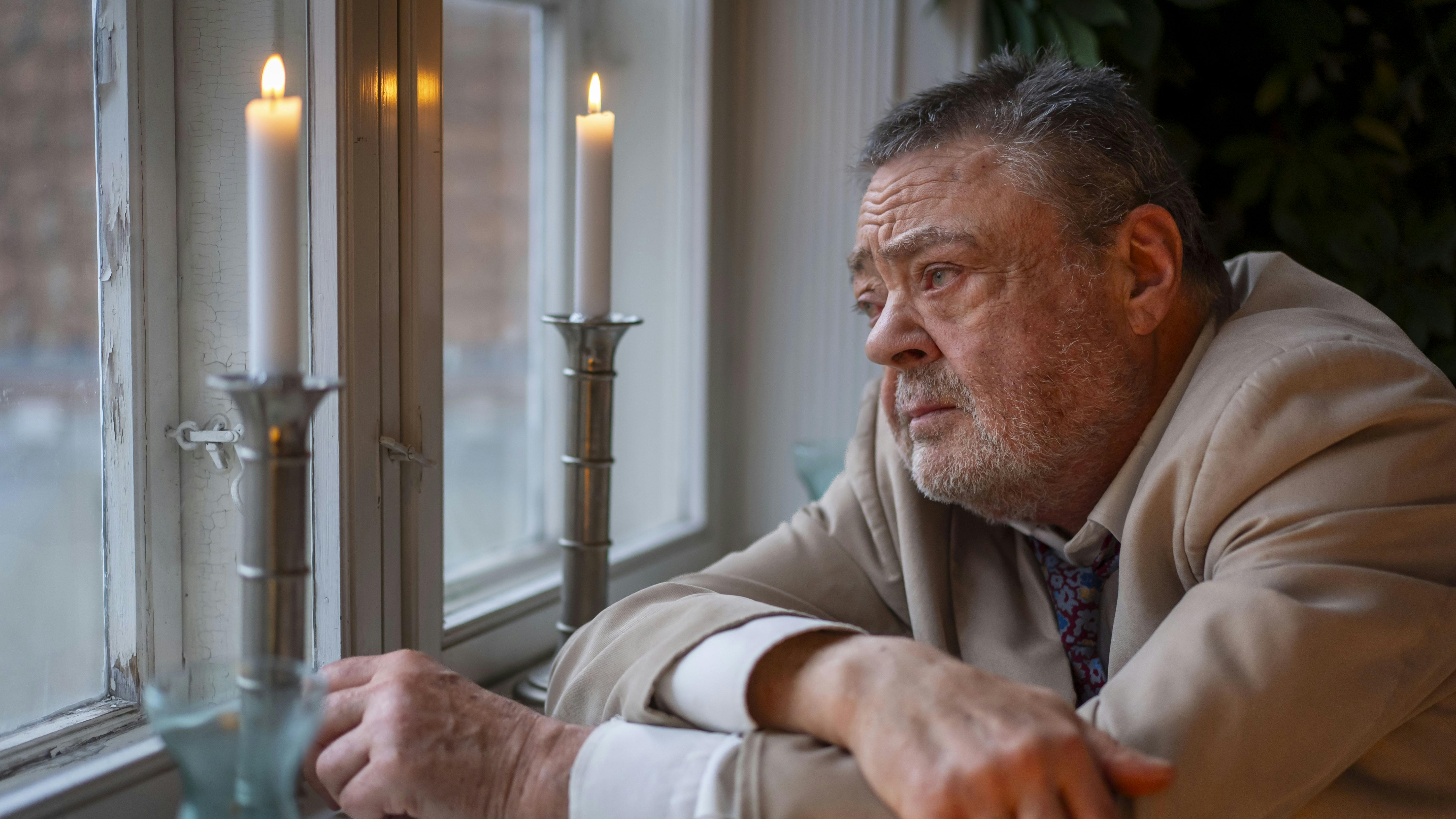 Tommy Kenter skal lære at leve med sorgen efter sin datter.