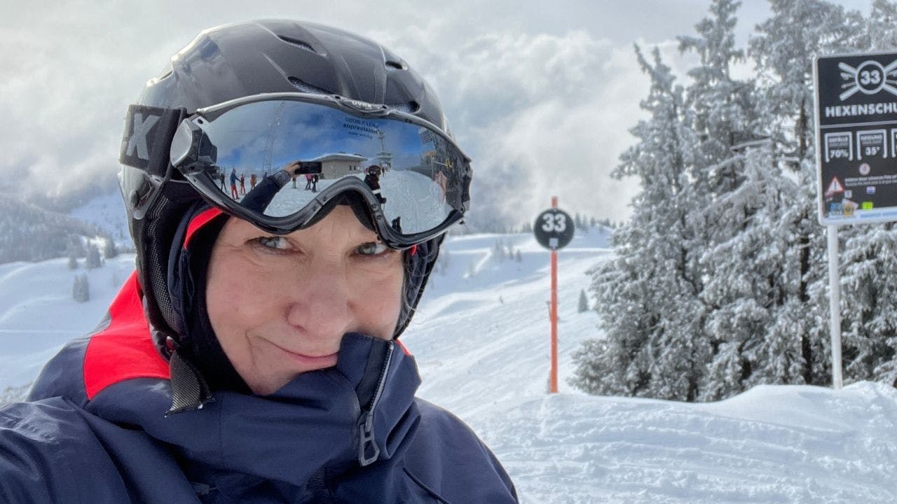 Marina Aagaard på ski i Wagrain