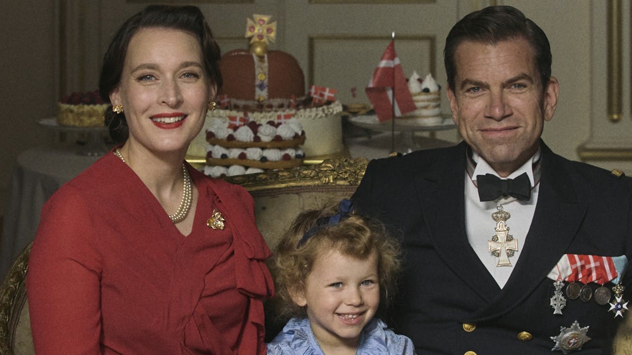 Nikolaj Lie Kaas og svenske Josefin Asplund i serie om dronning Margrethe