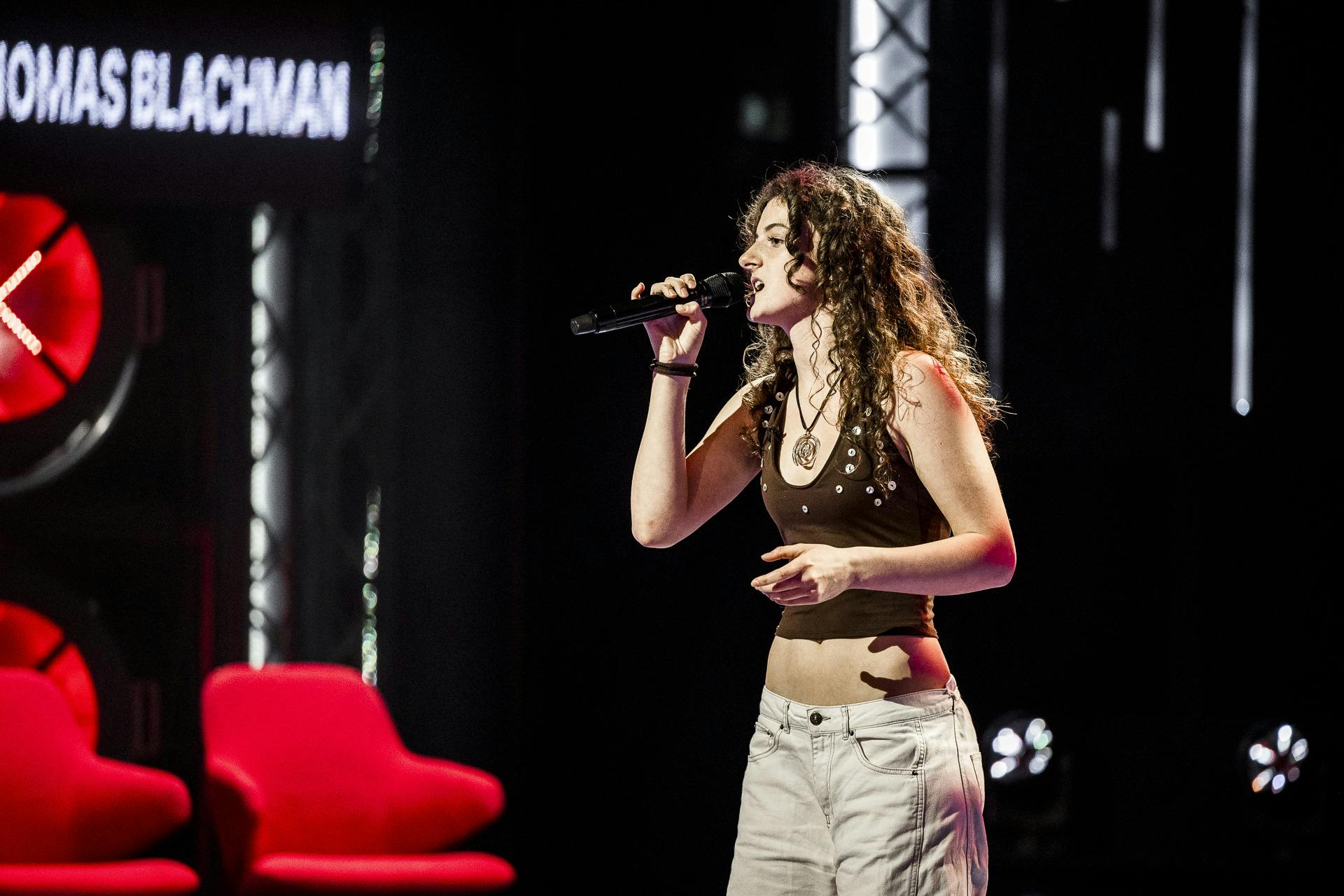 Ella gav den gas på X Factor-scenen