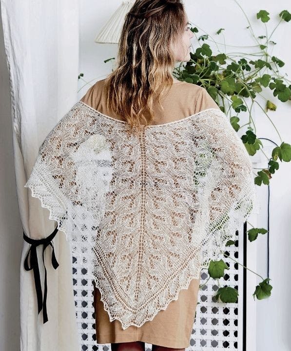 Strikkeopskrift på smukt Gaia sjal