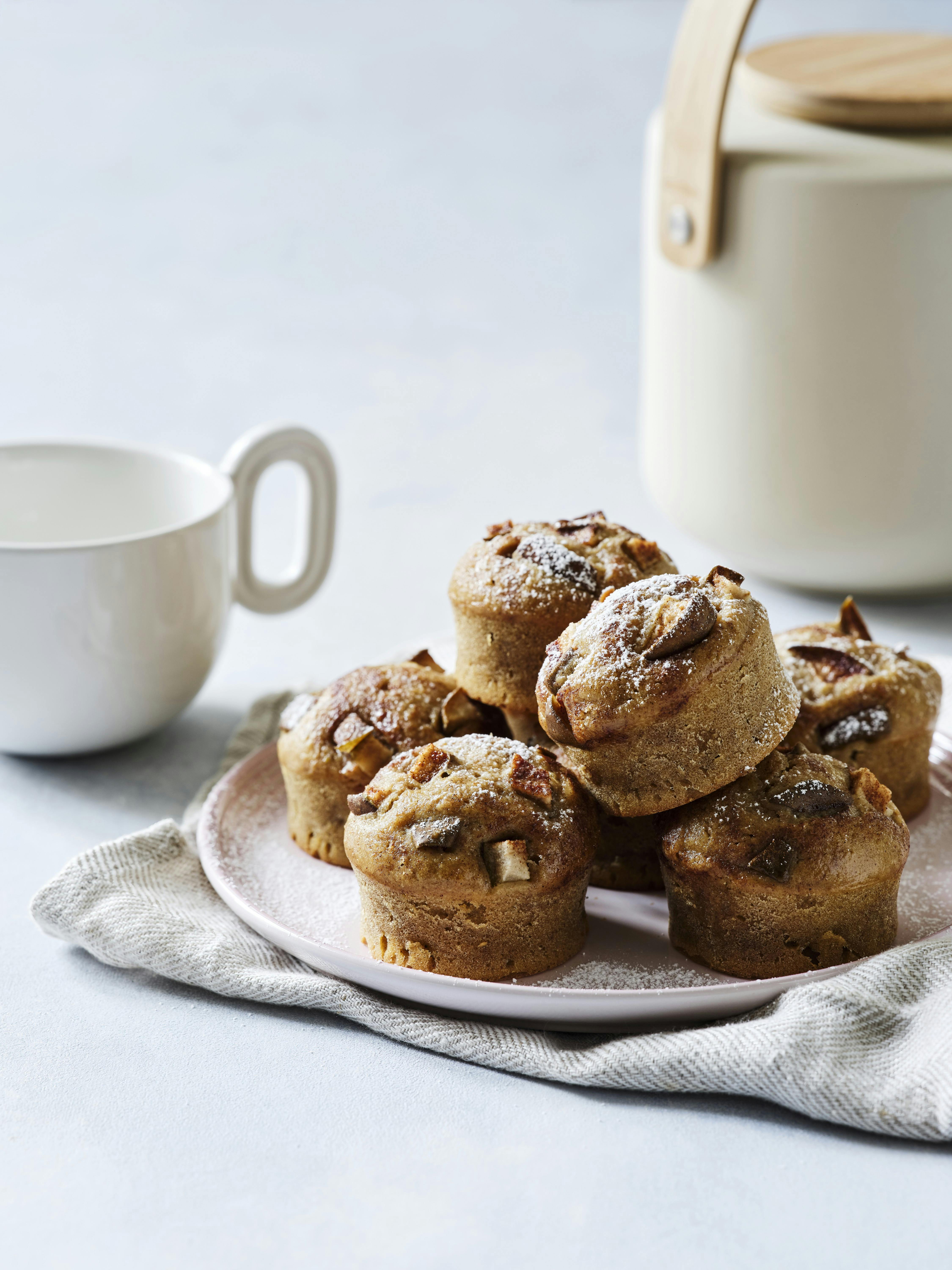Pæremuffins med kikærter og kanel
