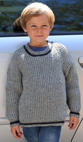 Klassisk strikket sweater til drenge