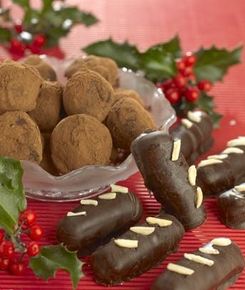 https://imgix.familiejournal.dk/files/pics/familiejournal-dot-dk/209/2621/original-28866-1050-konfekt1.jpg