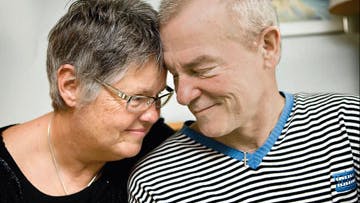 ? Vi lovede helt fra starten hinanden, at vi skulle klare problemerne sammen, og det har vi holdt, siger Merete og Palle Gylling. Foto: Steen Wrem