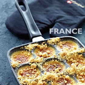 Crème brûlée i æbleskivepande med citrongræs