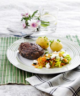 https://imgix.familiejournal.dk/media/6e49141ef1d0427eb7012ccd7bc3bf37.jpg
