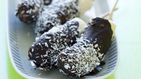 Ispinde med banan, chokoloade og kokos