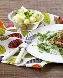 https://imgix.familiejournal.dk/media/8ae1ca2f991f4e9c986c718cfa3ecd04.jpg