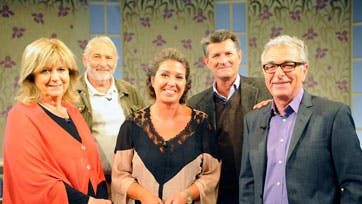 Ulla Terkelsen, Niels Hausgaard, Anette Kokholm og Jens Gaardbo samt ordstyrer Meyerheim. TV Charlie er Danmarks sjettestørste tv-kanal. Foto: Birger Vogelius