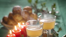 æbleskiver og æblegløgg