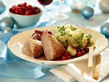 Andebryst med cremet kartoffelmos - en lækker ret fyldt med hygge