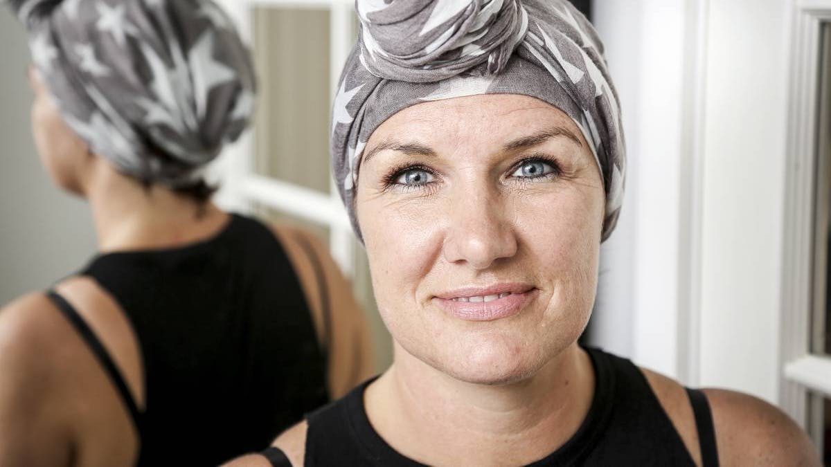 Gigt: Pernille tabte sit hår og fandt sig selv
