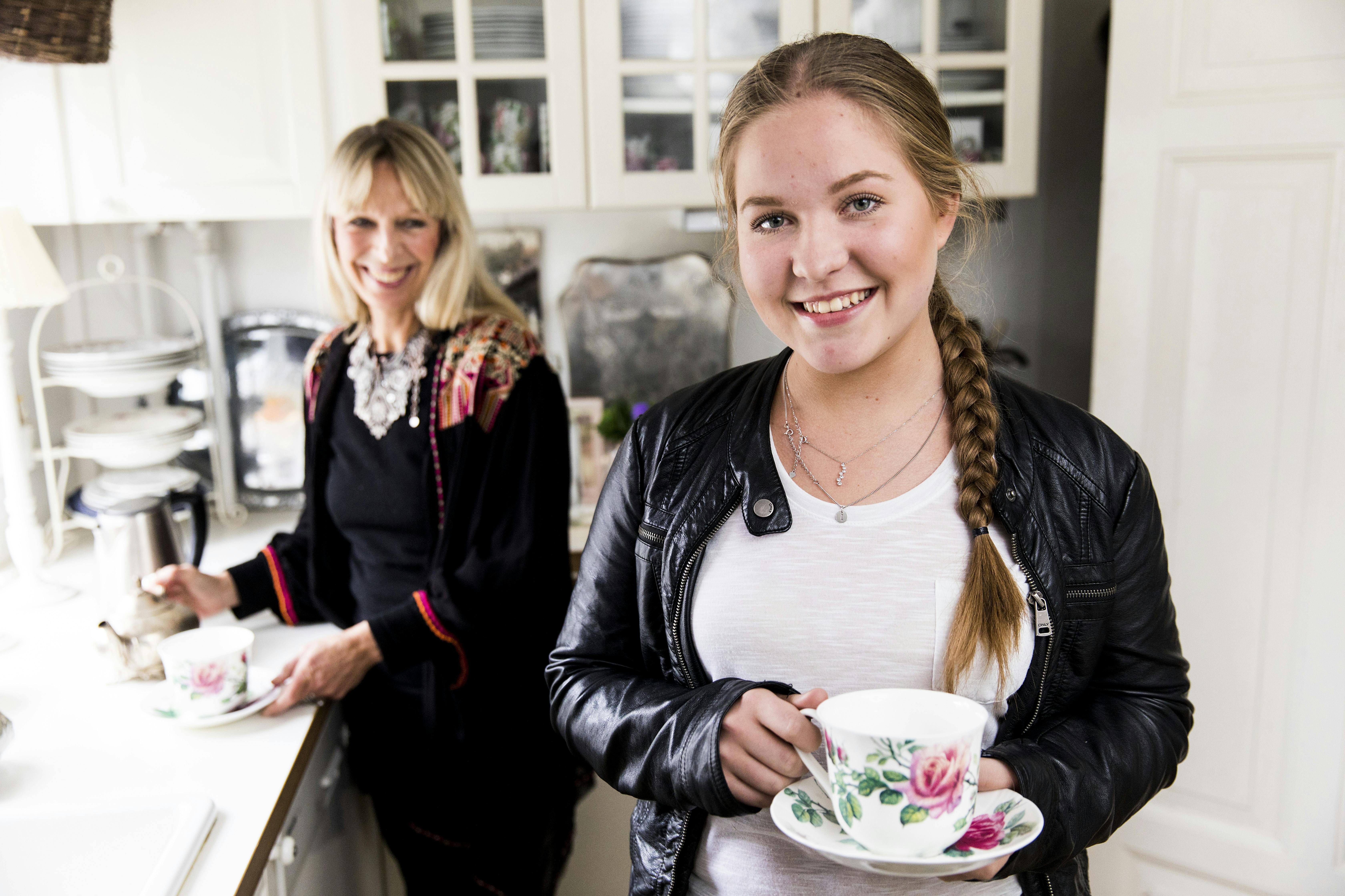 Victoria Clausen tog voldsomt på og var livstræt, men kostvejleder Anne Grete Rose Horneman-Thielcke hjalp hende på ret køl med en blanding af kostplan, urtete, vitaminer, mineraler og samtaleterapi.