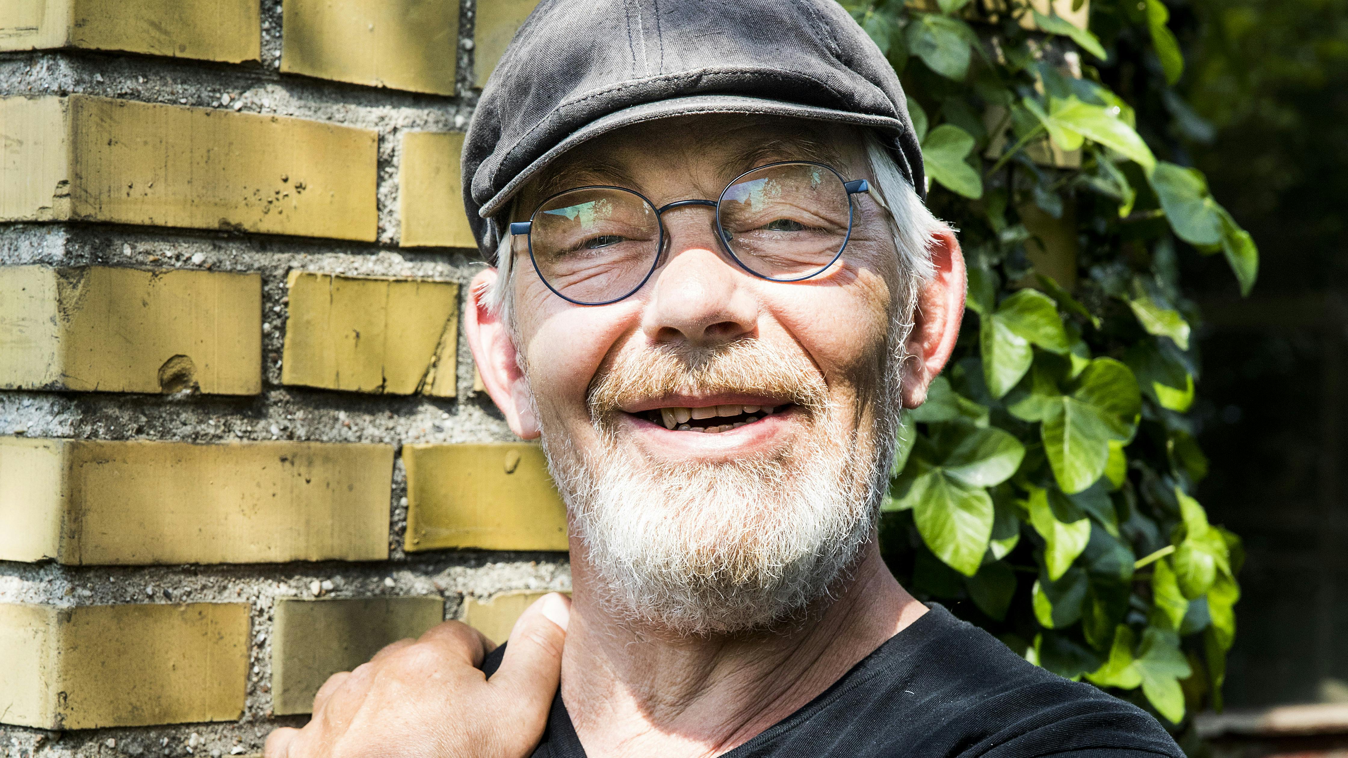 Jes Holtsø gør det eneste, han er rigtig god til