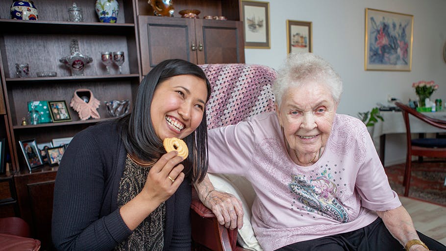 Kirsten og Sangdao blev venner gennem Elderlearn
