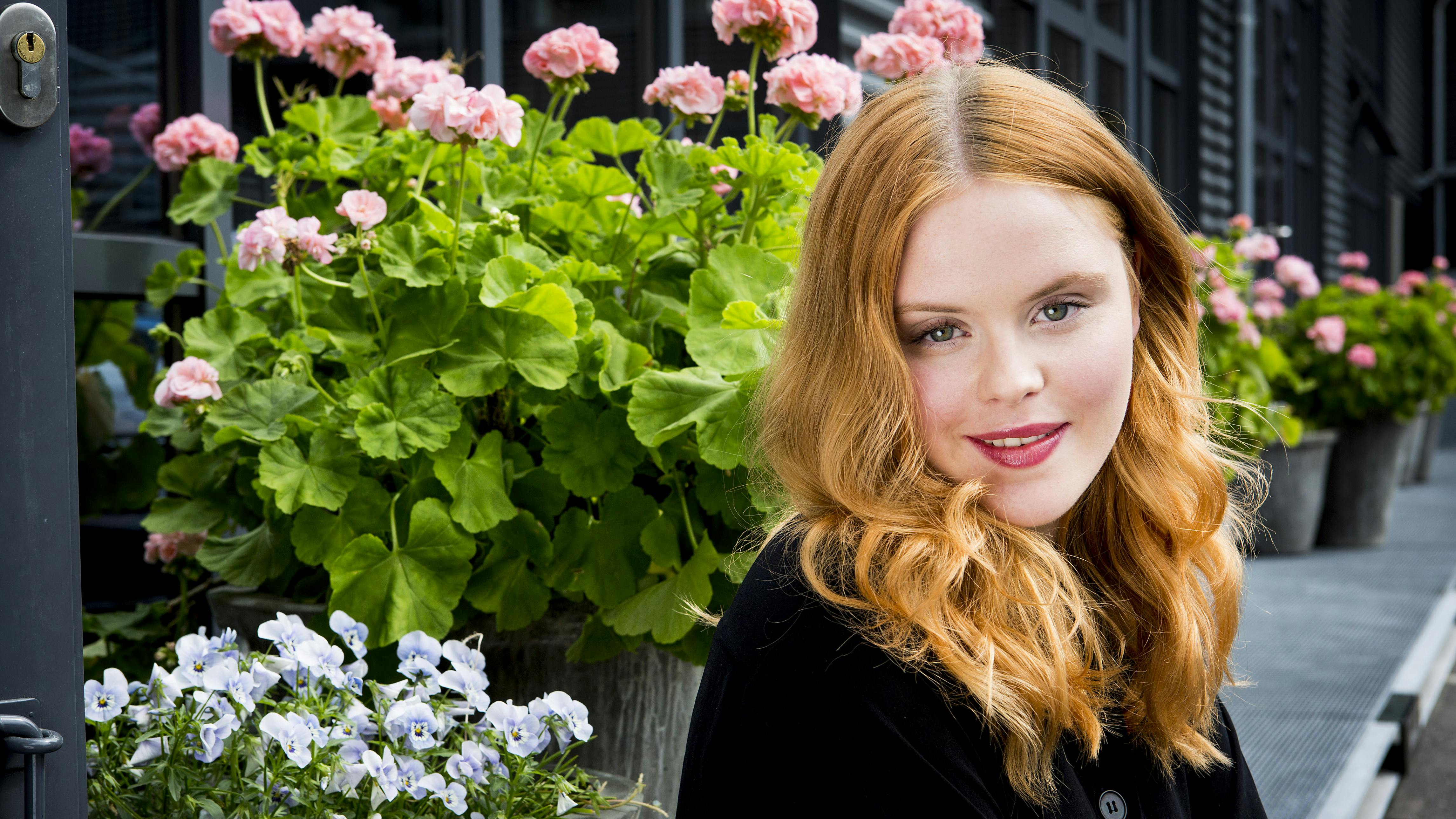 Andrea Heick Gadeberg er stolt over at spille Sanne Salomonsen og betegner det som en ære