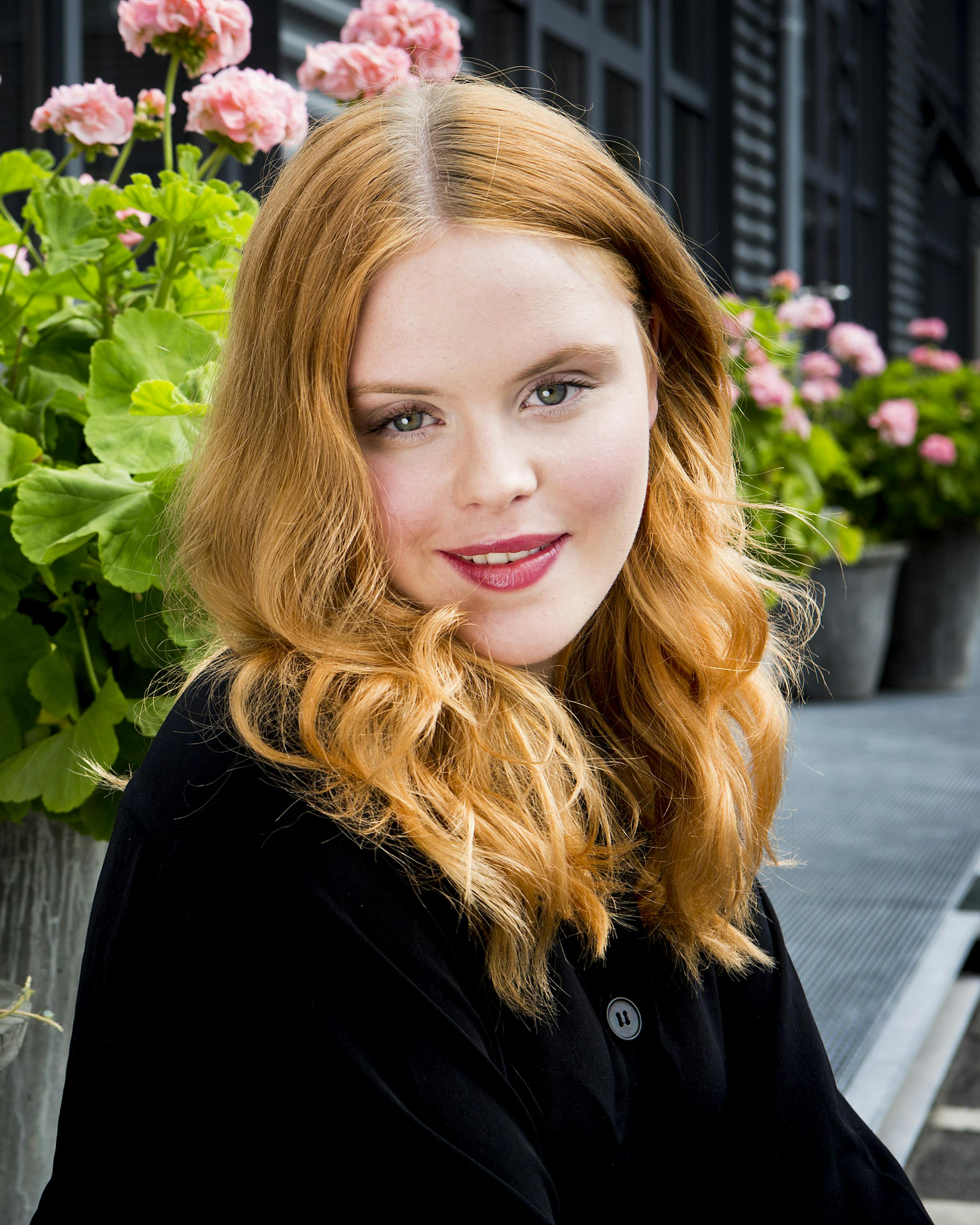 Andrea Heick Gadeberg er stolt over at spille Sanne Salomonsen og betegner det som en ære