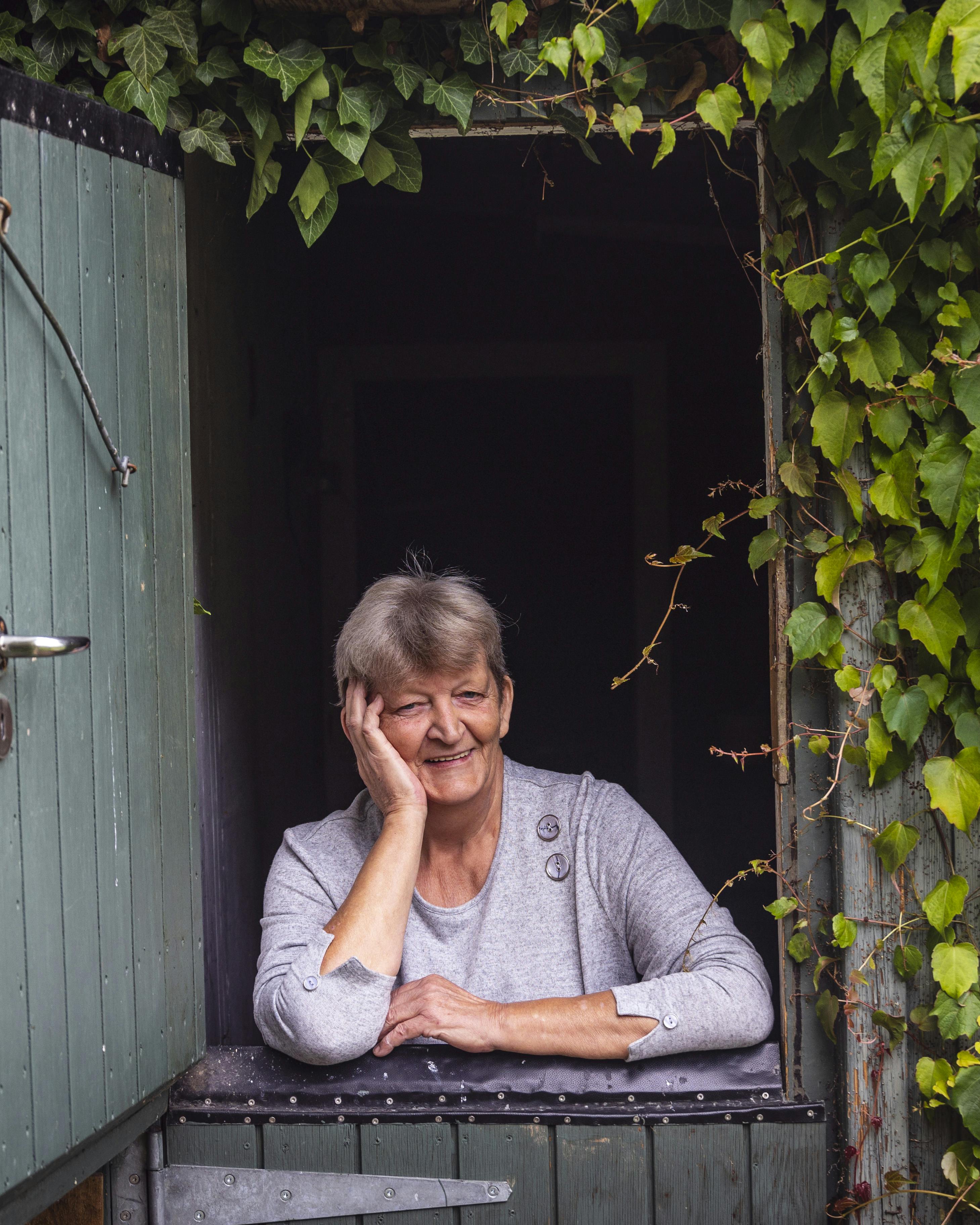 Jette er Sveriges største dansktopfan og debuterer nu som koncertarrangør.