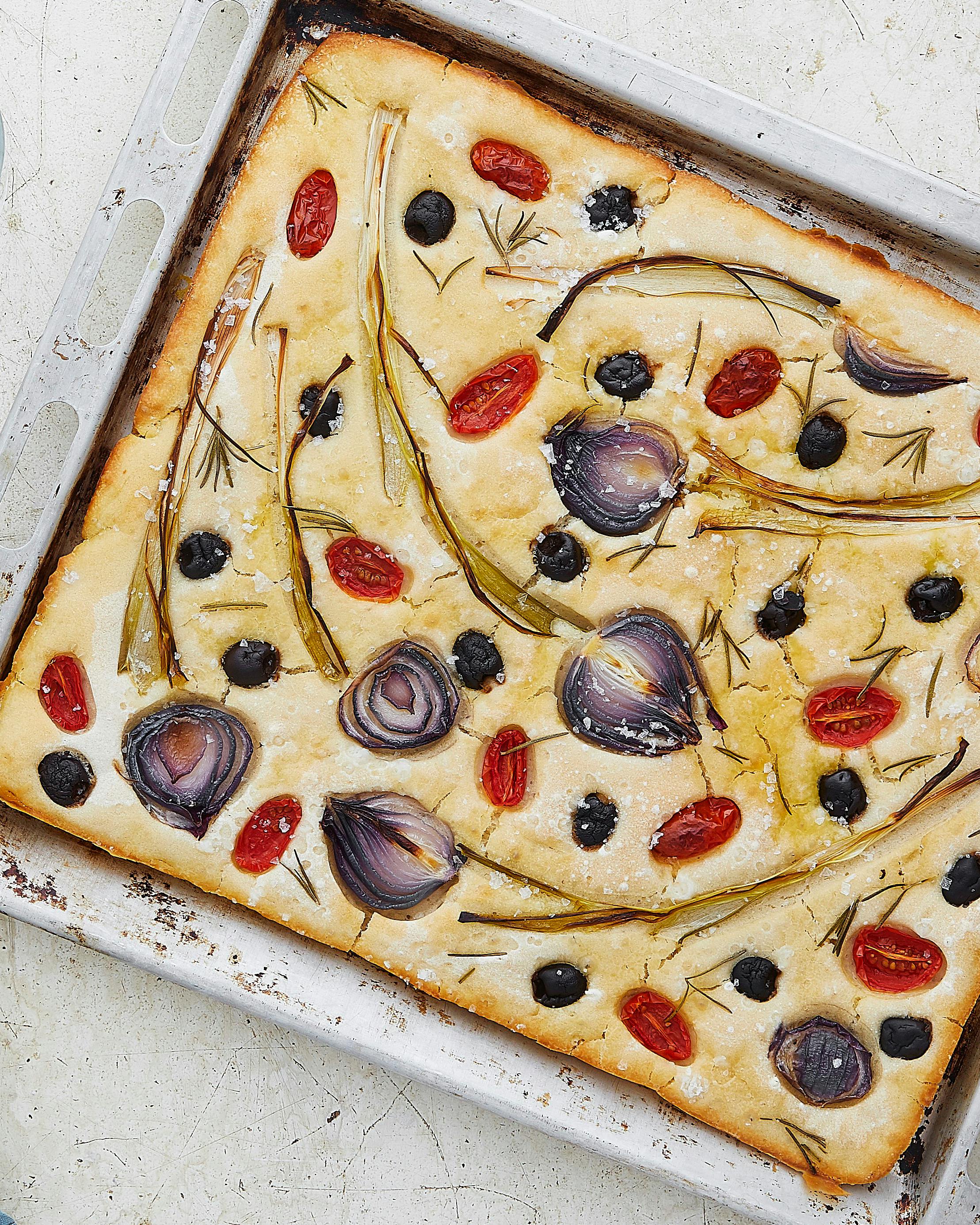https://imgix.familiejournal.dk/media/article/2109_blomsterfocaccia.jpg