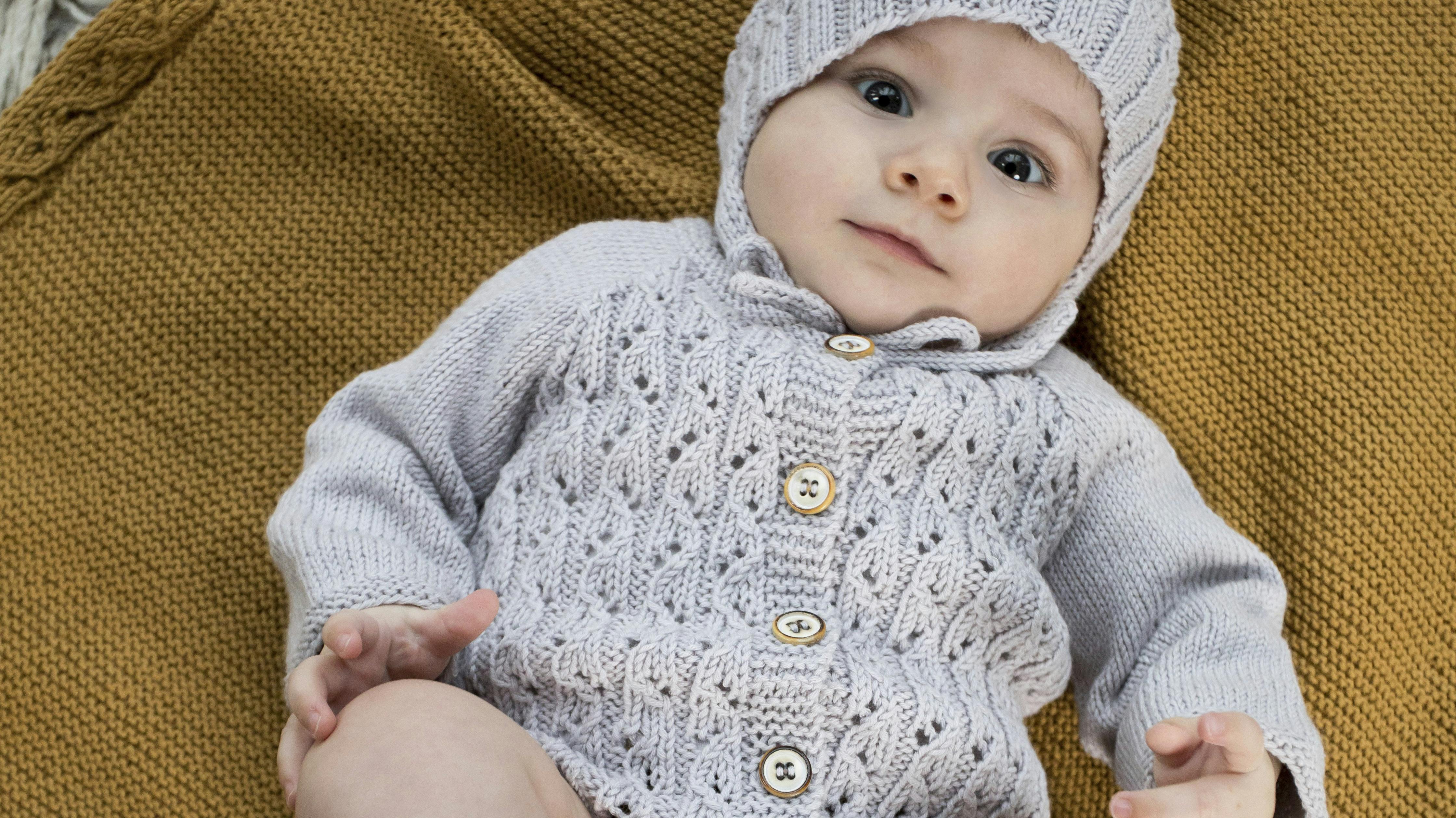 Strikkeopskrift: Hentesæt til efterårsbørn