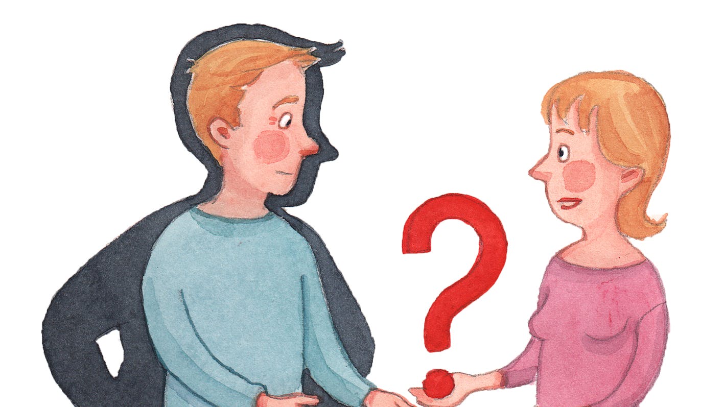 Bror og søster holder i hånden