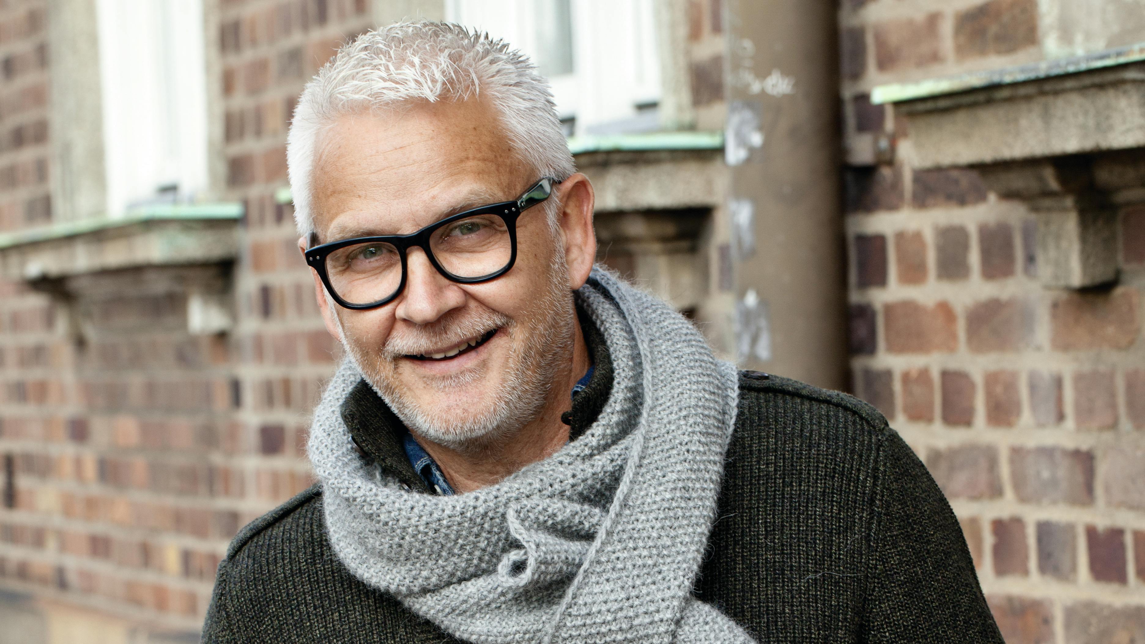 Strikkopskrift: Skønt halstørklæde til farfar