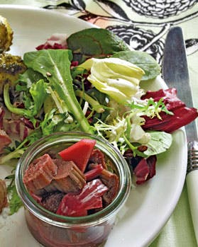 Svinemørbrad med rabarber-chutney