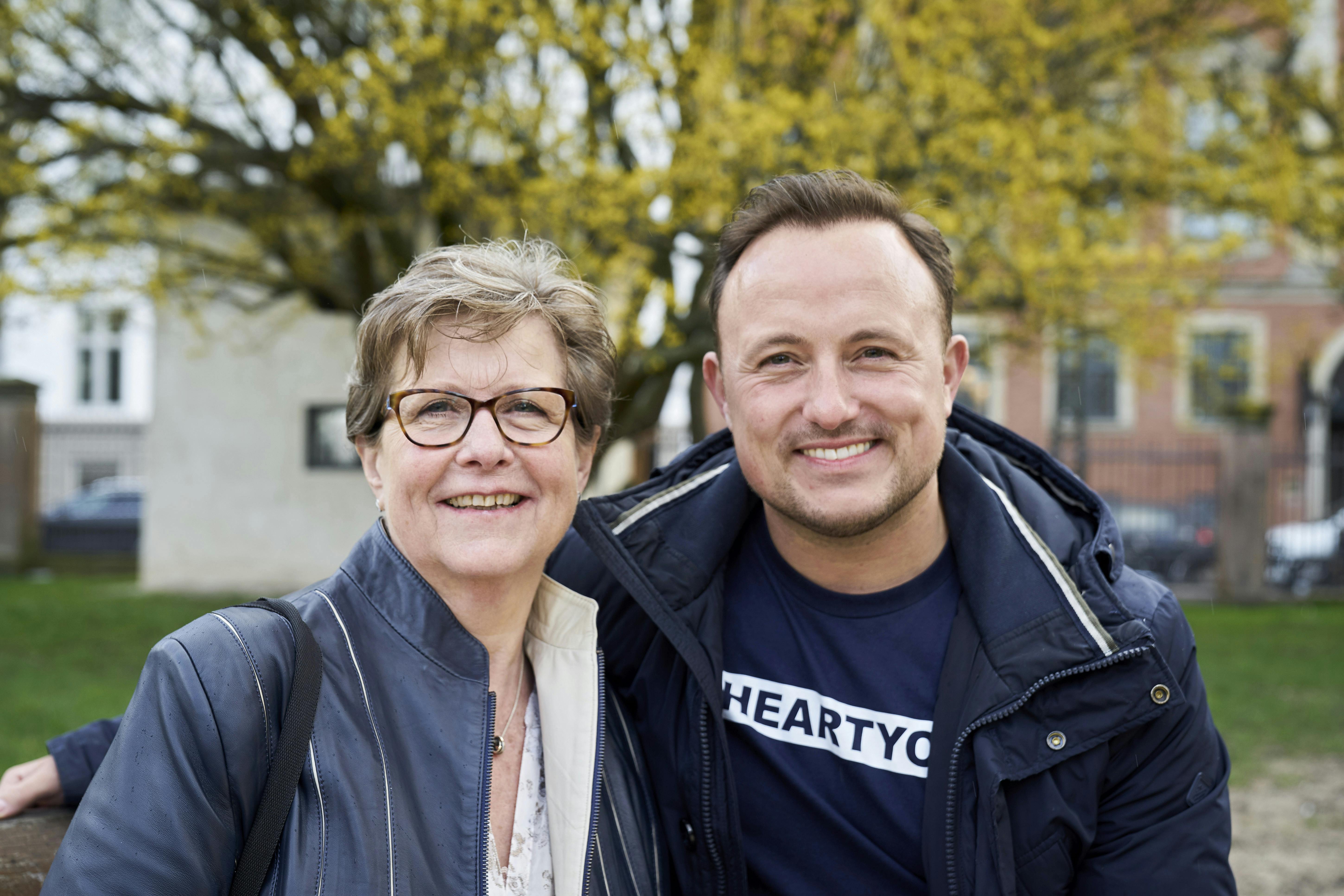 https://imgix.familiejournal.dk/media/article/50_thomas_evers_og_mor_til_hjerteforeningen_fj_1sl8827.jpg