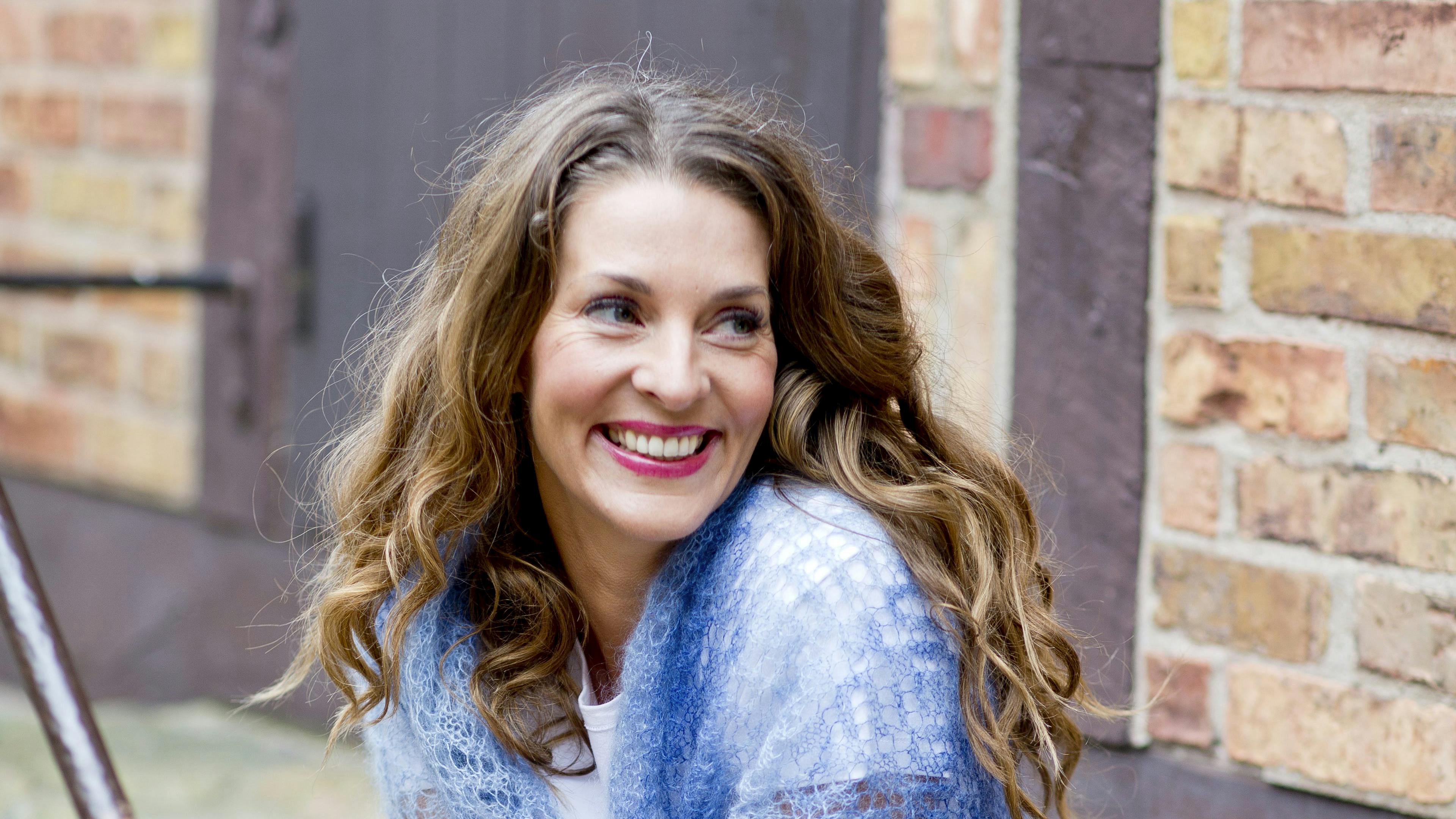 Strikkeopskrift: Strik et fint sjal og lune sokker