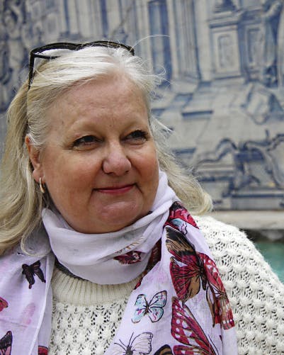 millionær på bistand