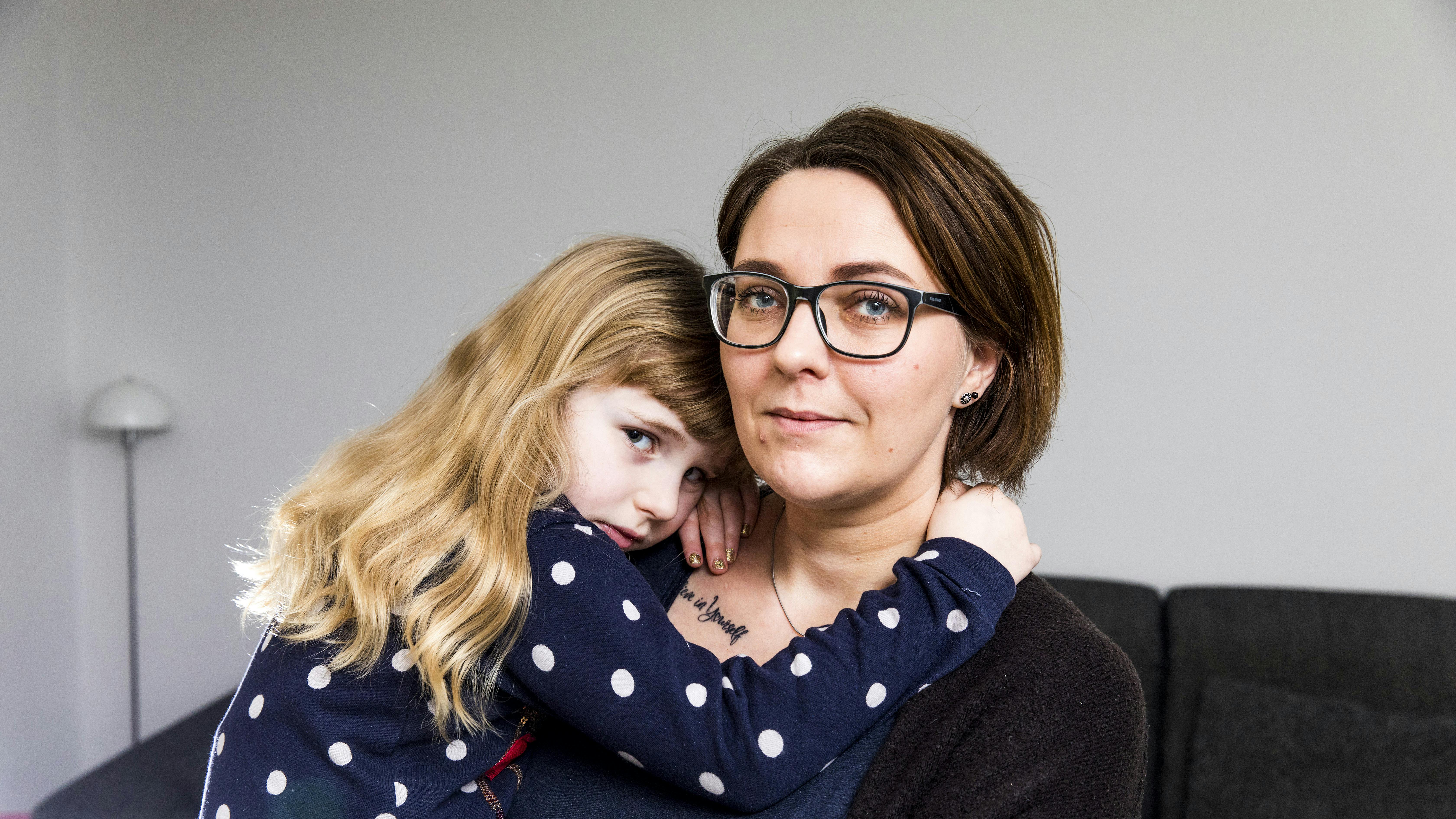 Aya har en sjælden sygdom