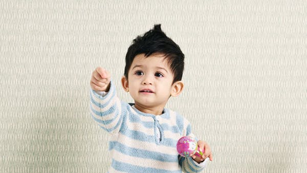 Strikkeopskrift: Stribet babybluse