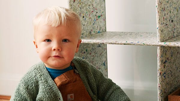 Strikkeopskrift: Grøn babycardigan