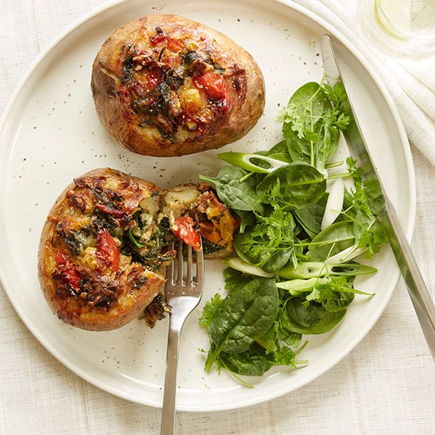 https://imgix.familiejournal.dk/media/article/baconkartofler.jpg