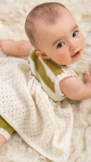 Strikket bodystocking og skørt til baby 