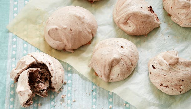 Chokolademarengs med chokoladecreme 