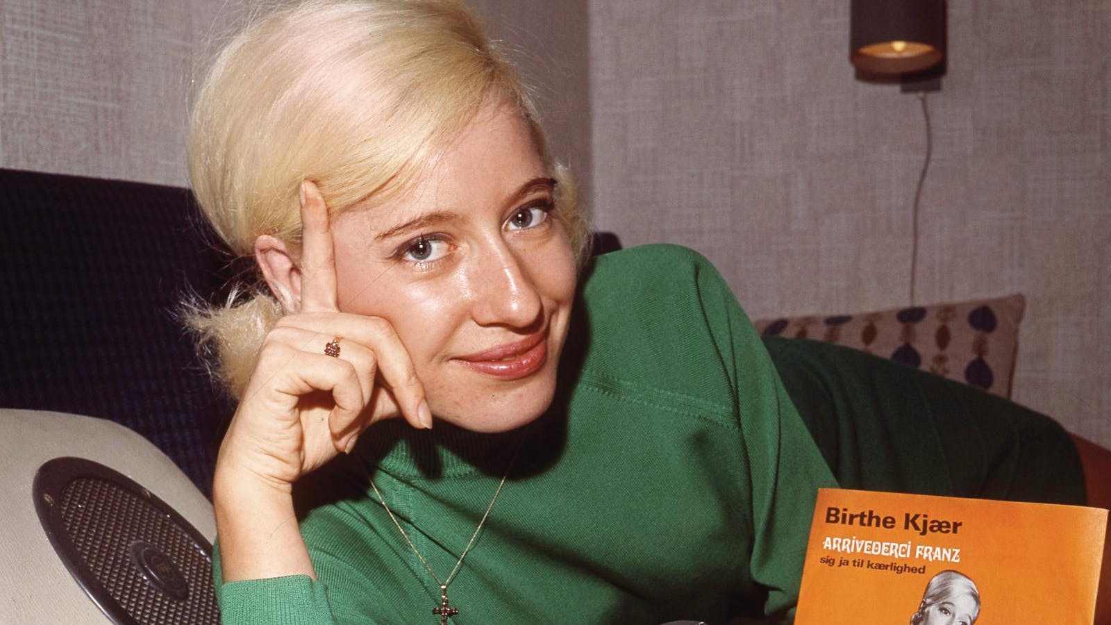 ? ?Arrivederci Franz? røg direkte ind som nummer et på Dansktoppen, og det var mit gennembrud, der pludselig skaffede mig utrolig mange job, fortæller Birthe Kjær.