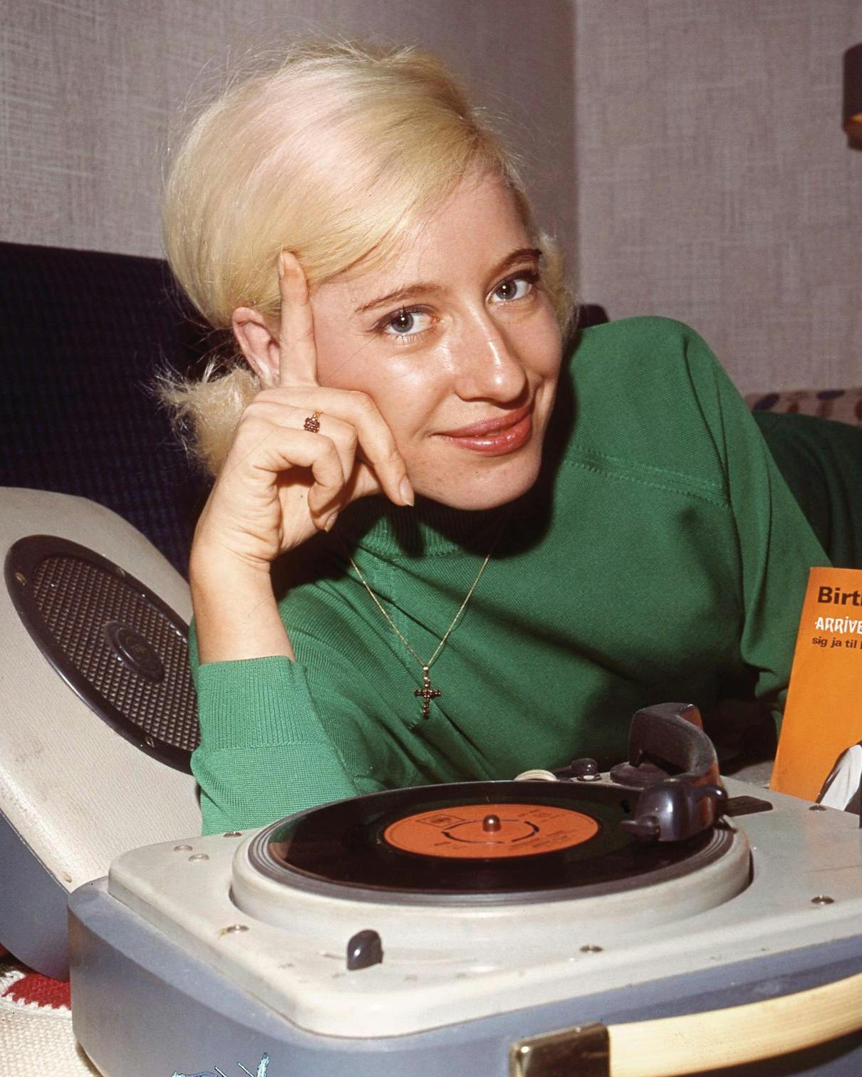 ? ?Arrivederci Franz? røg direkte ind som nummer et på Dansktoppen, og det var mit gennembrud, der pludselig skaffede mig utrolig mange job, fortæller Birthe Kjær.