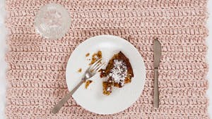 Hækleopskrift: Firkantet dækkeserviet