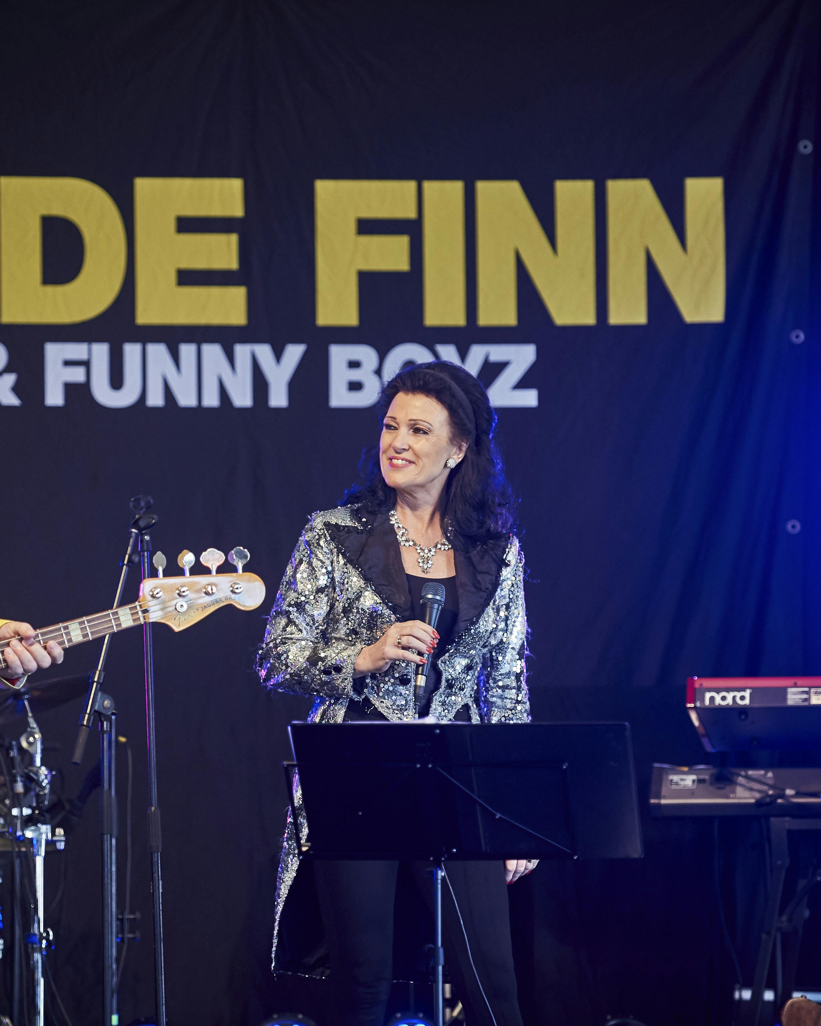 Fede Finn leverede fede toner på kræmmermarkedet