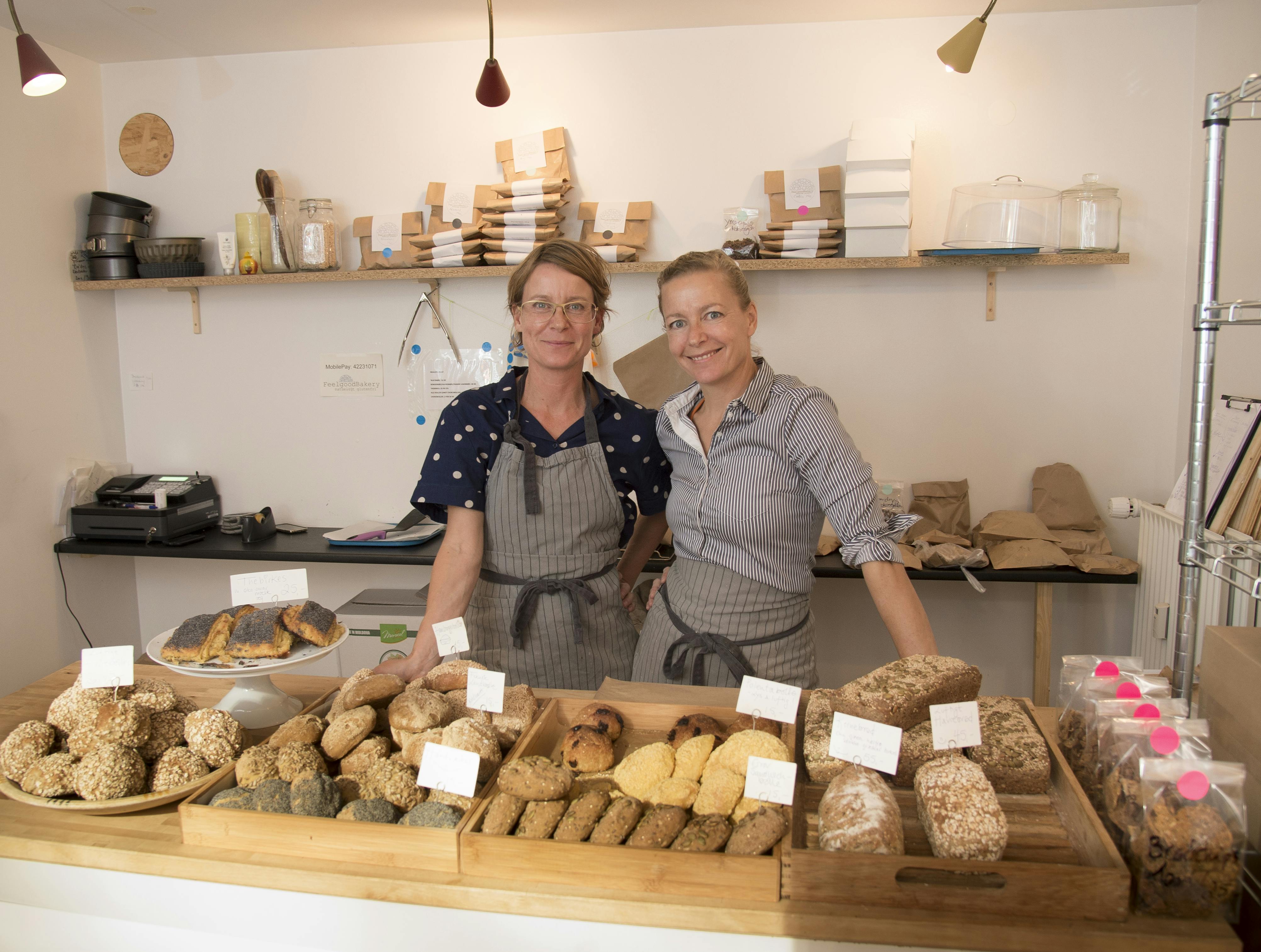 To søstre har åbnet et mikrobageri, hvor de bager naturligt glutenfrit. 