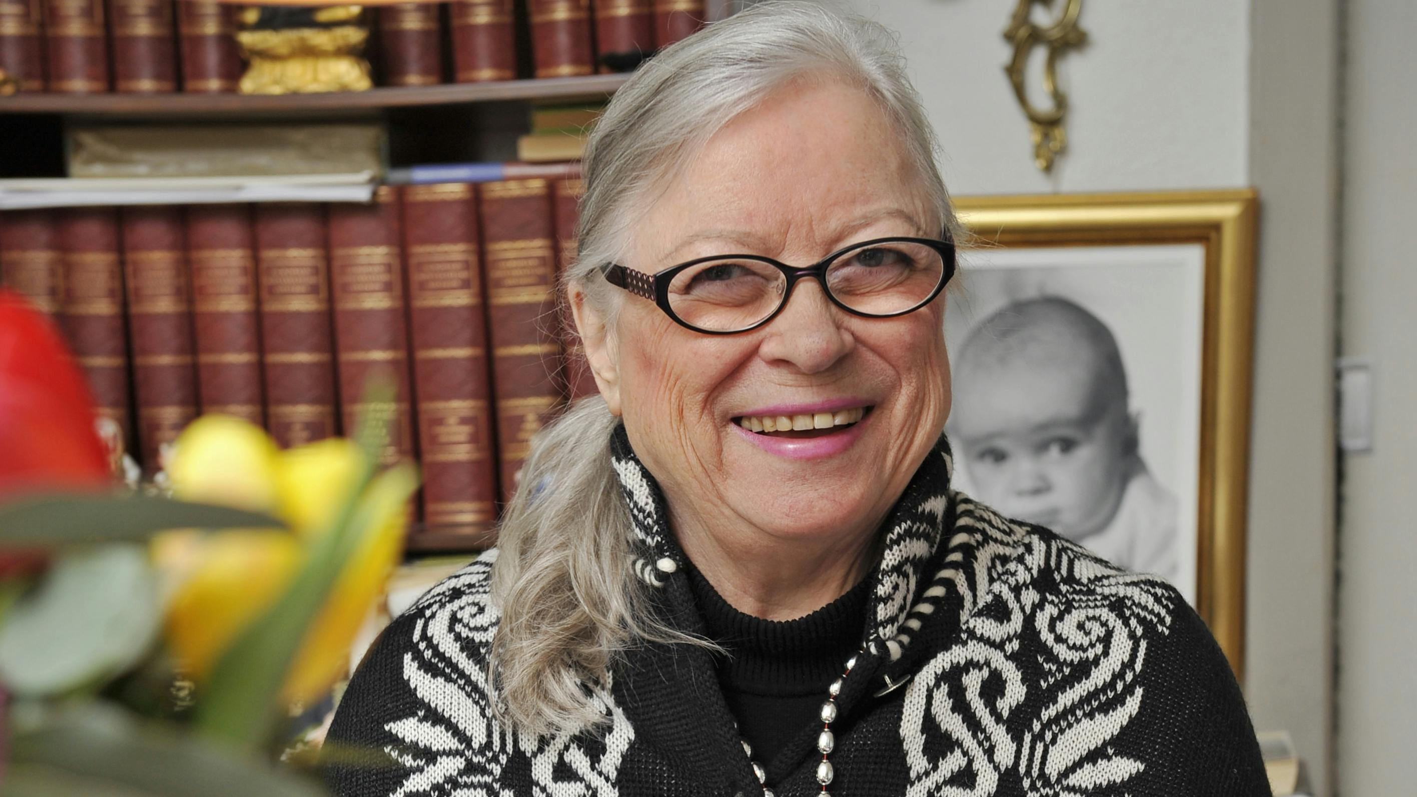 I serien "Seks hurtige" har Familie Journal stillet den levende legende udi Melodi Grand Prix og dansktop, Birthe Wilke, seks hurtige spørgsmål.