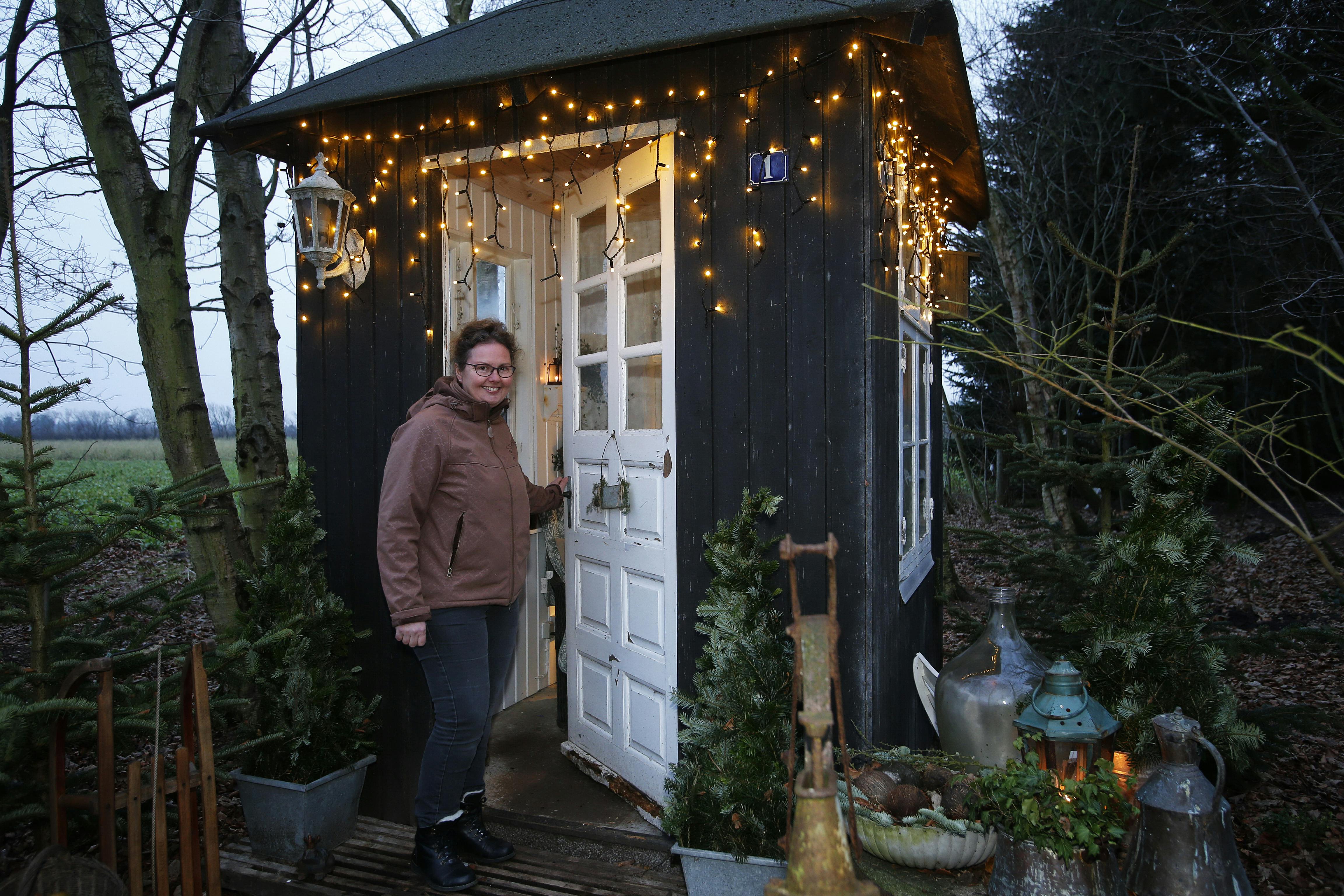 Tag en slapper i fru Pedersens julehave