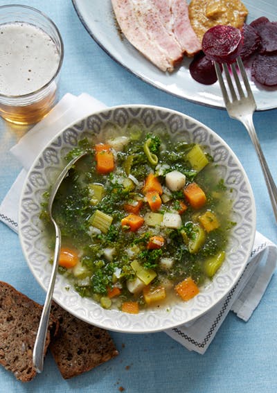 Soenderjydsk groenkaalsuppe