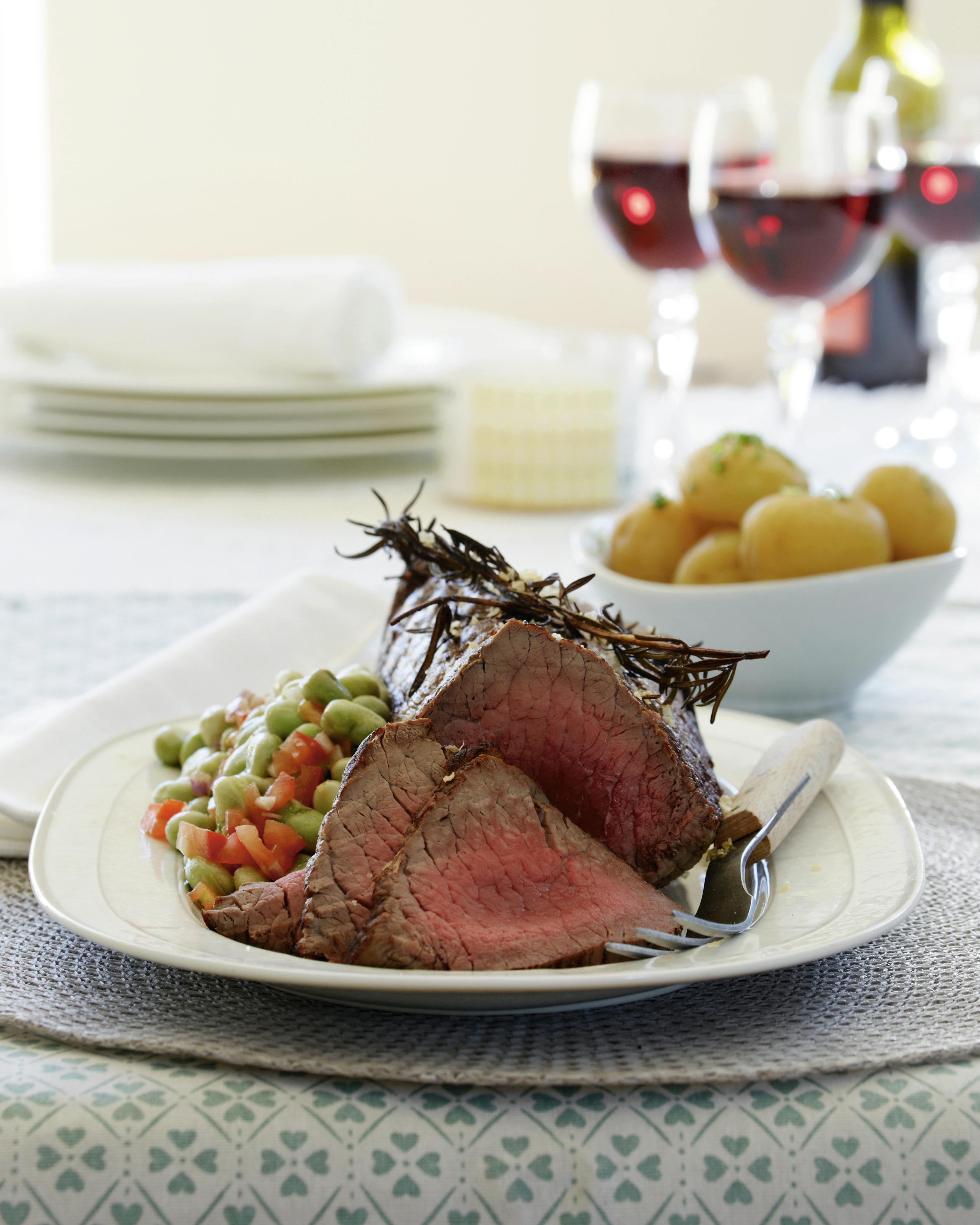 Roastbeef med marinerede bønner