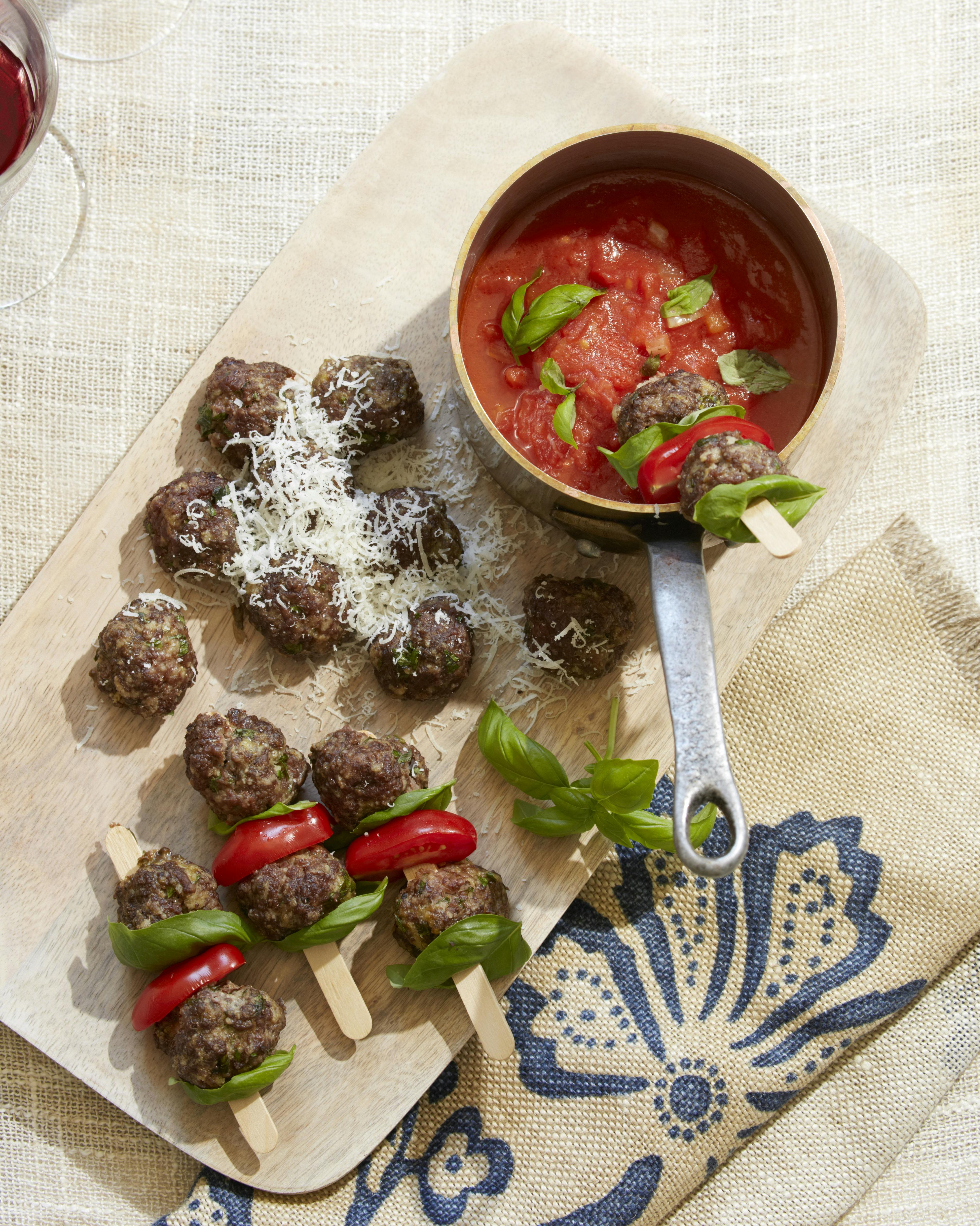 Smagfulde italienske kødboller i tomatsovs