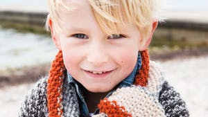 Strikkeopskrift på fint halstørklæde til børn