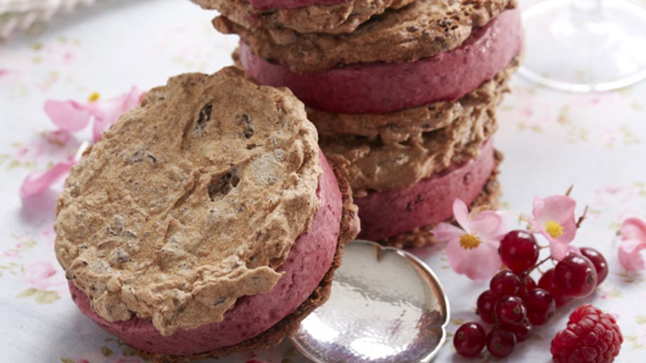 Is-kiks med skovbæris